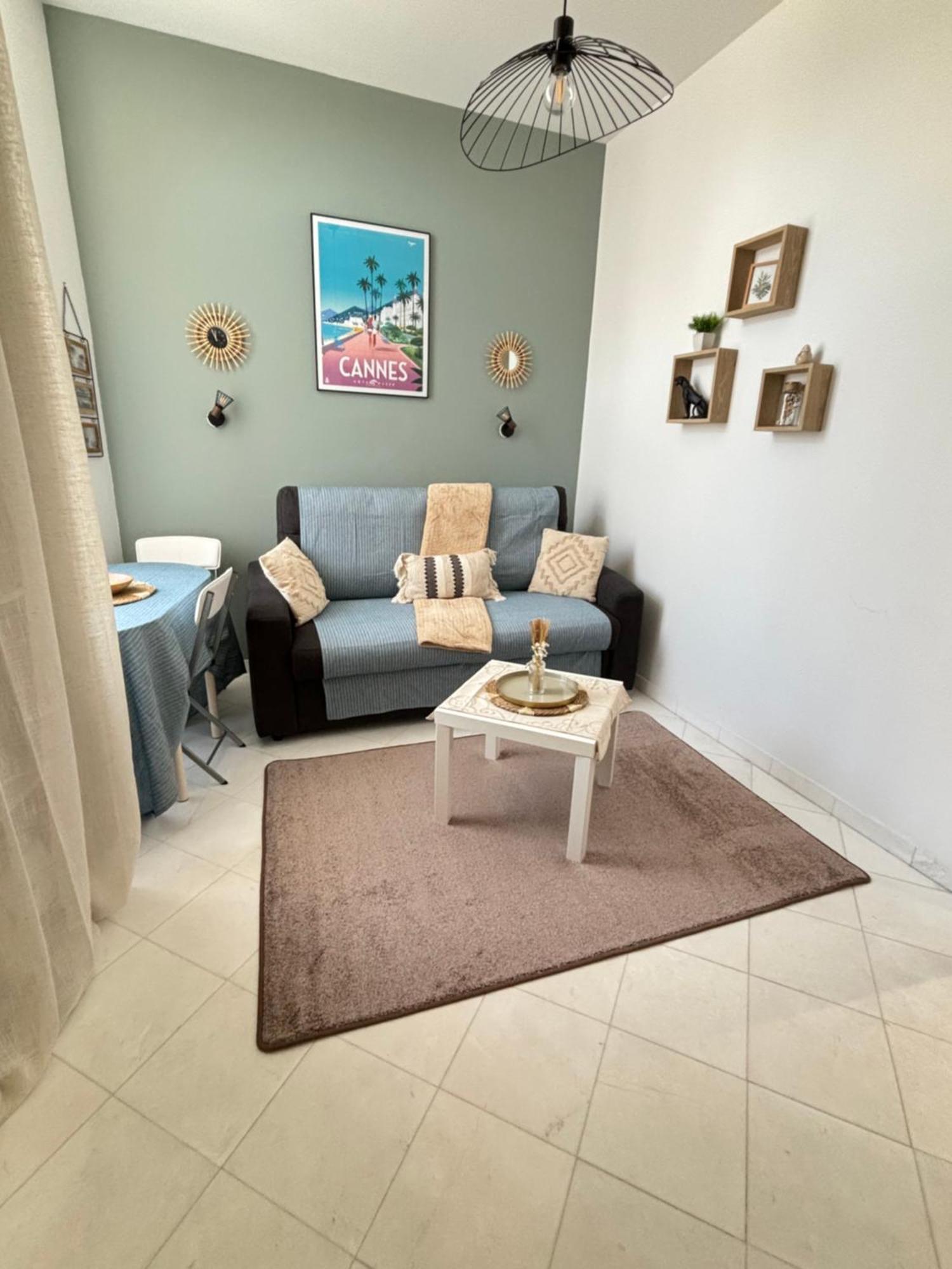 Апартаменты Studio En Plein Coeur De Канны Экстерьер фото