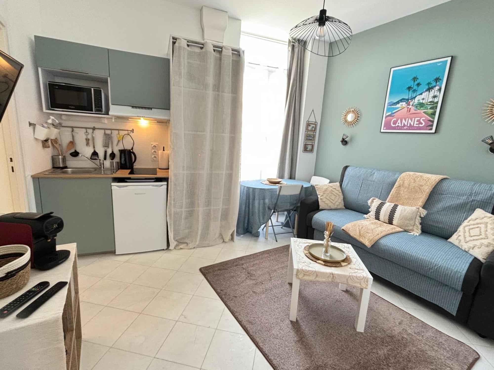 Апартаменты Studio En Plein Coeur De Канны Экстерьер фото